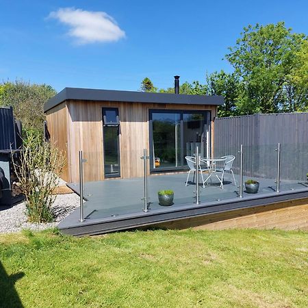 The Den - Modern Cabin With Wood Burning Stove Apartment Ludchurch Exterior photo